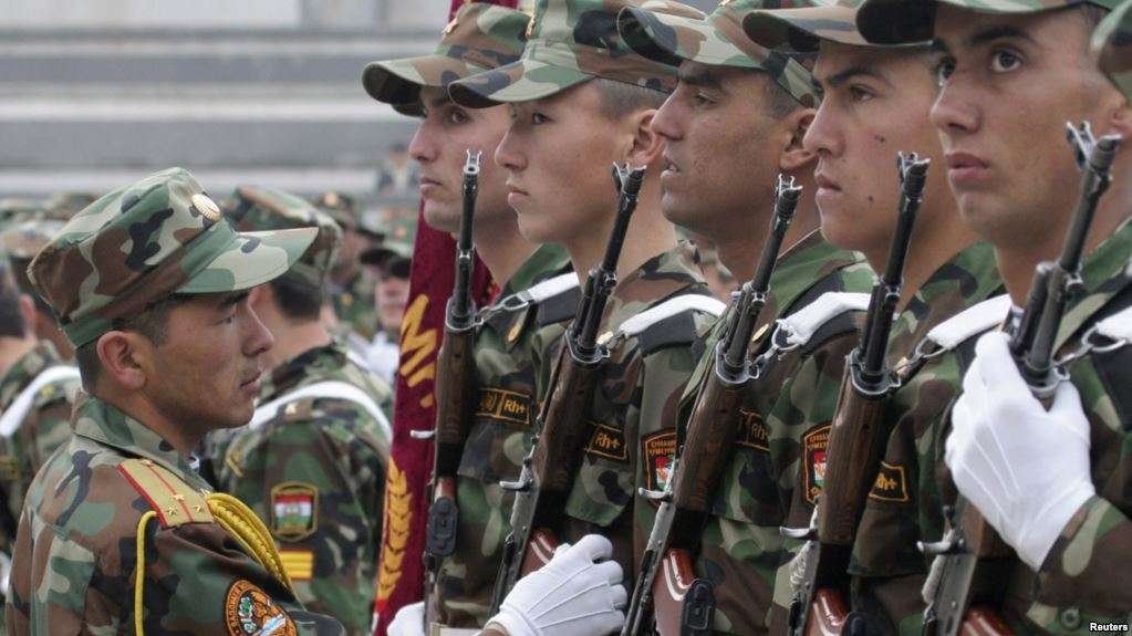 Таджики в армии. Вооружённые силы Таджикистана. Таджикская армия. Форма армии Таджикистана. Армия.