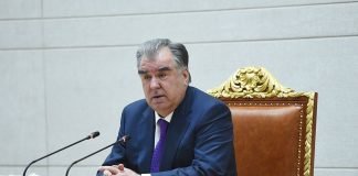 Президент Таджикистана произвел кадровые перестановки