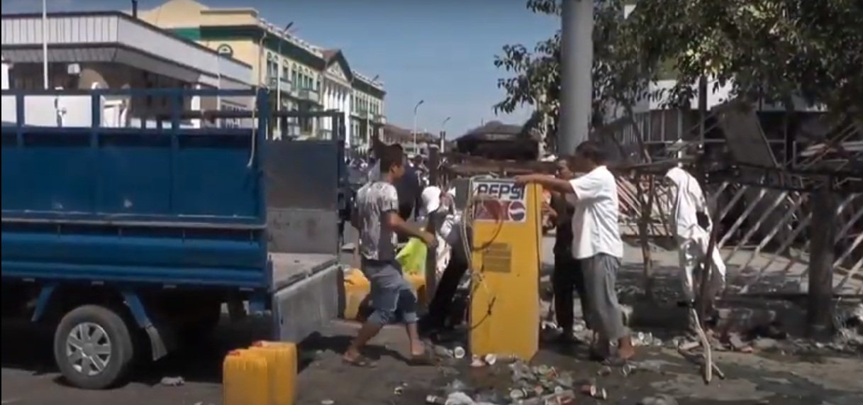 Худжанд сел. Взрыв кислородного баллона. Пожар в Худжанде. Взрыв в Худжанде базар Атуш.